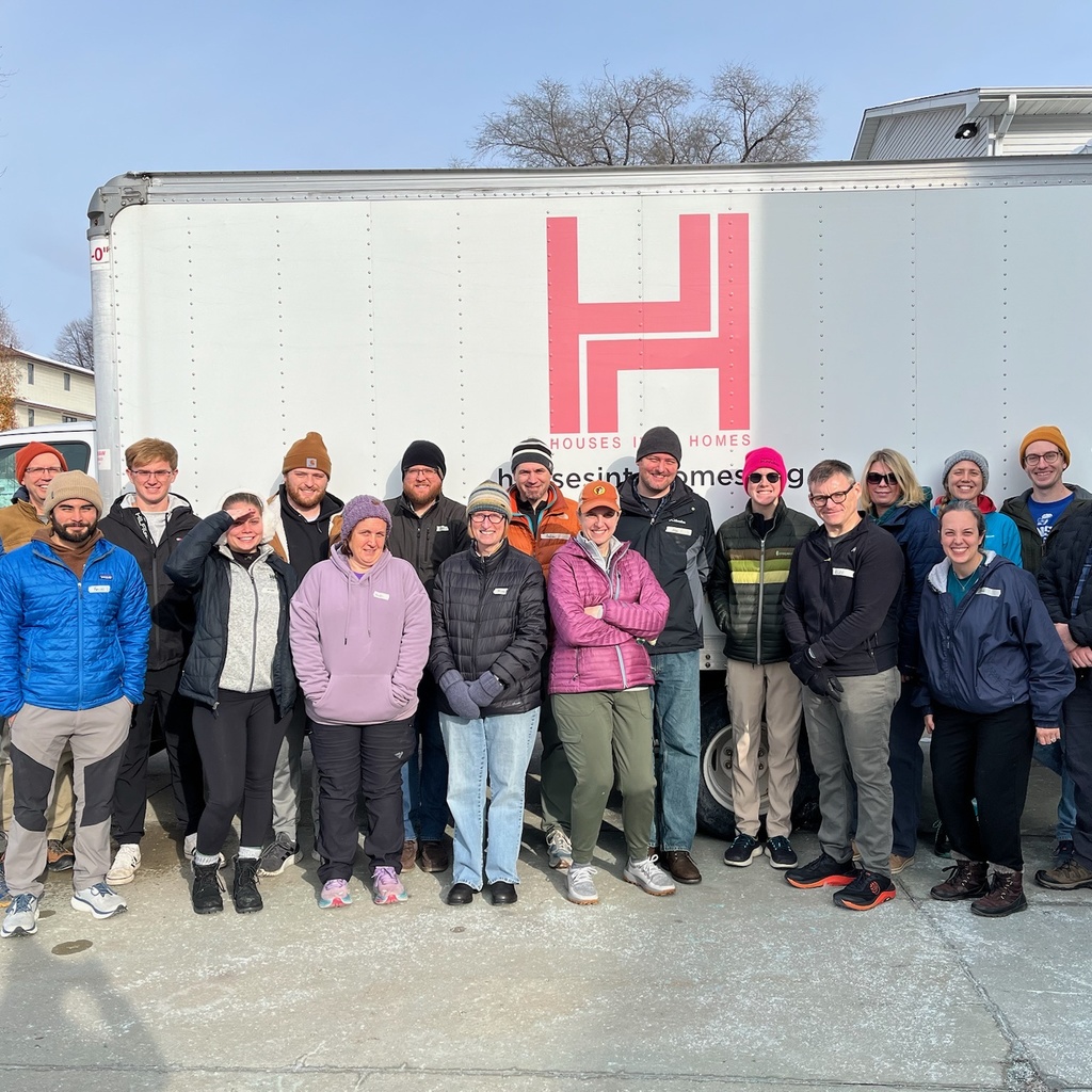 UI ARC and community members at HiH